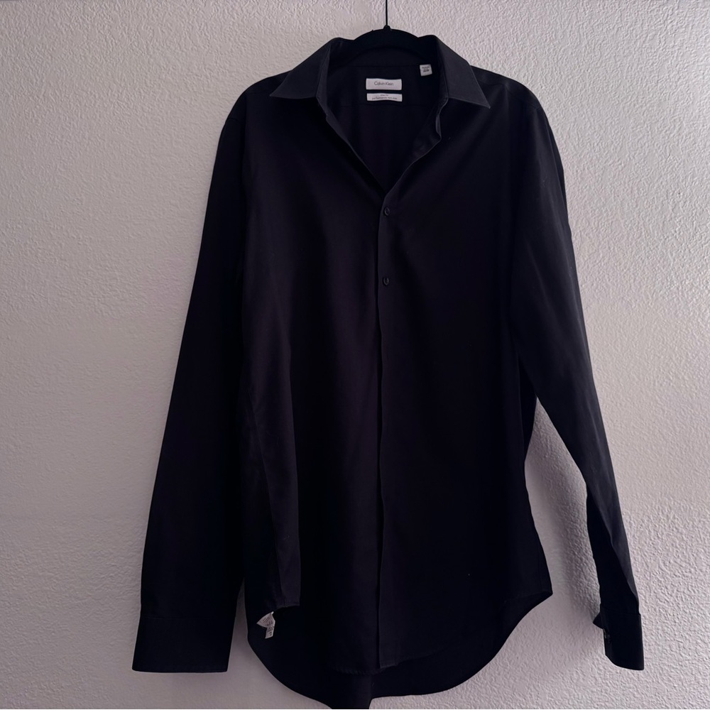 Calvin Klein Slim Fit Black Dress Shirt – 15.5 / 34-35